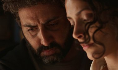 सैयामी खेर ने अभिषेक बच्चन संग की आने वाली फिल्म 'घूमर' का फर्स्ट लुक साझा किया