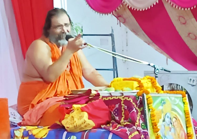 अपने कर्तव्यों का निर्वहन करते हुए करें ईश्वर की आराधना–दंडी स्वामी विनोदानंद सरस्वती