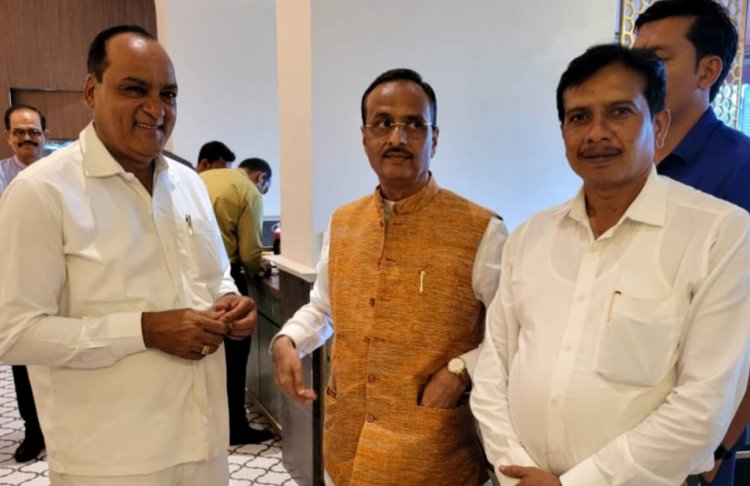 उत्तर प्रदेश का भविष्य स्वर्णिम है-डॉ. दिनेश शर्मा