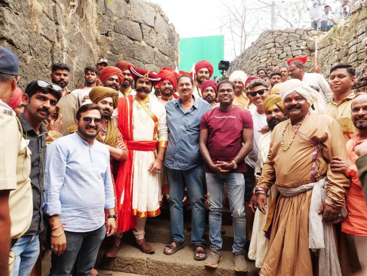 श्री छत्रपती उदयनराजे भोसले यांनाही 'भिरकीट'ची भुरळ : प्रेक्षकांना चित्रपट पाहाण्याचे आवाहन 