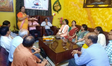 काव्यसृजन महिला मंच छ.ग.इकाई की काव्यगोष्ठी सम्पन्न