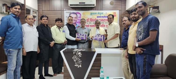 समरस फाउंडेशन ने किया माताप्रसाद यादव का सम्मान