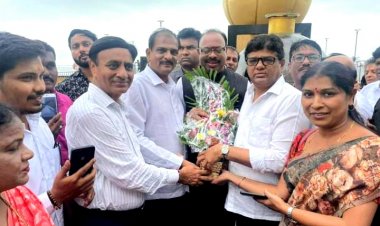 नियुक्ति के उपरांत पहली बार चैत्यभूमी पर पहुंचे महाराष्ट्र व मुंबई भाजपा अध्यक्ष का जोरदार स्वागत