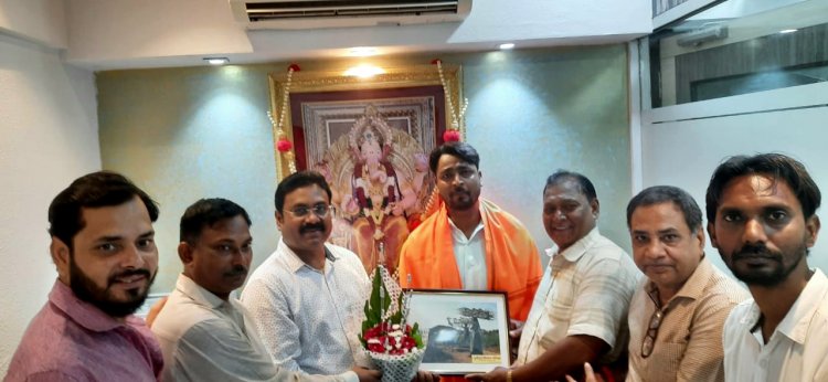 पूर्वांचल विकास परिवार के यूपी अध्यक्ष आरजू बरनवाल का मुंबई में स्वागत