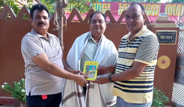 जौनपुर यात्रा पर आए वरिष्ठ पत्रकार राजदेव तिवारी का हुआ सम्मान