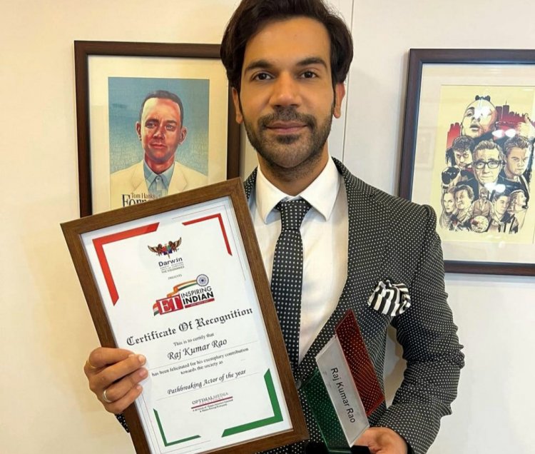 Rajkummar Rao Honoured With Pathbreaking Actor Of The Year At ET Inspiring Indian Awards 2022