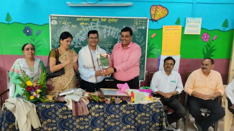 वडाला में मनपा शिक्षक प्रेमशंकर दुबे का सम्मान समारोह संपन्न....