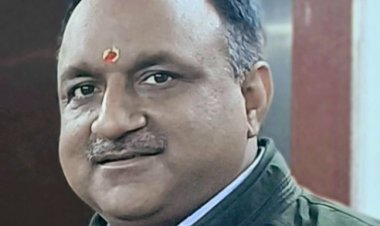 कविता :  उजाले का स्थान दोयम है...