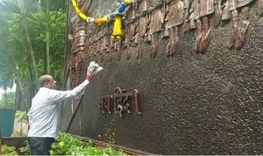 सांसद श्री गोपाल शेट्टी ने महापुरुषों की प्रतिमा की स्वयं सफाई करके समाज को दिया प्रेरक संदेश....