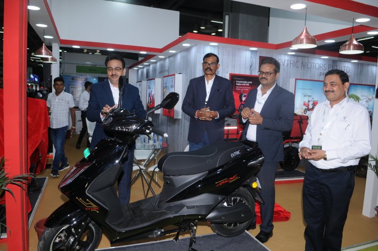 ईवीट्रिक मोटर्स ने दो हाई-स्पीड इलेक्ट्रिक स्कूटर लॉन्च किए