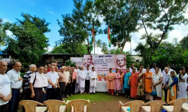 राष्ट्रपिता महात्मा गांधी और लालबहादुर शास्त्री की जयंती पर कांग्रेस ने किया उनको याद, दी भावभीनी श्रद्धांजलि