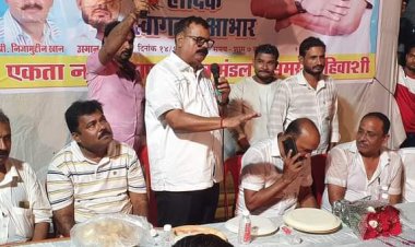 एकता नगर व्यापारी मित्र मंडल द्वारा  पूर्व नगरसेवक कमलेश यादव का भव्य नागरी सत्कार हुआ