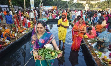 Devotees concludes the Chhath festival by offering Argha to the rising sun on the bank of the holy Bagmati river....