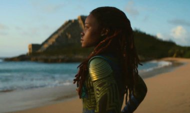 शाहरुख़-करन की ‘कभी अलविदा…’ की इंटर्न लुपिता न्योंगो-ओ हॉलीवुड मूवी ‘ब्लैक पैंथर: वकांडा फॉरएवर' की बनीं हीरोइन 