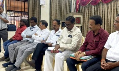 सर्वेलेंस कर्मचारी वेतन श्रेणी सुधार हेतु पहुंचे एम एम यू मुख्यालय !