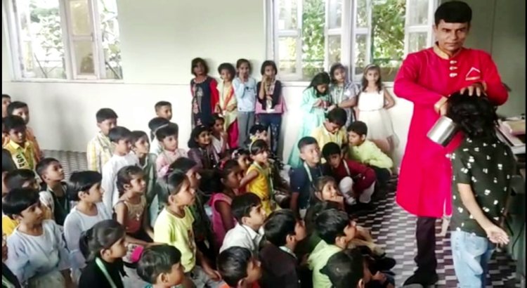 सुंदरम सेन्ट्रल स्कूल में जादू के खेल का प्रदर्शन !