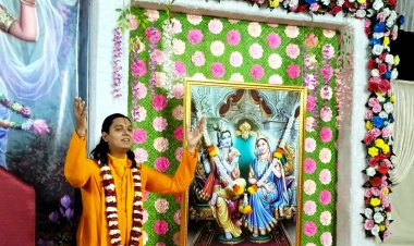 नीलमणि कृपालु दास जी का विलक्षण आध्यात्मिक प्रवचन भाईंदर के जेसल पार्क चौपाटी पर जारी