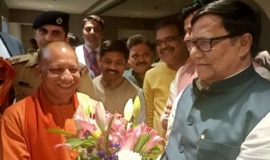 यूपी के मुख्यमंत्री योगी श्री आदित्यनाथ दो दिवसीय दौरे पर पहुंचे मुंबई