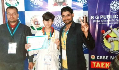 ताइक्वांडो में गोल्ड मेडल जीतकर ओजस्वी यादव ने किया बदलापुर का नाम रोशन