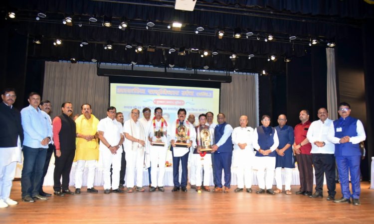 भारतीय सदविचार मंच द्वारा सम्मान समारोह का भव्य आयोजन 