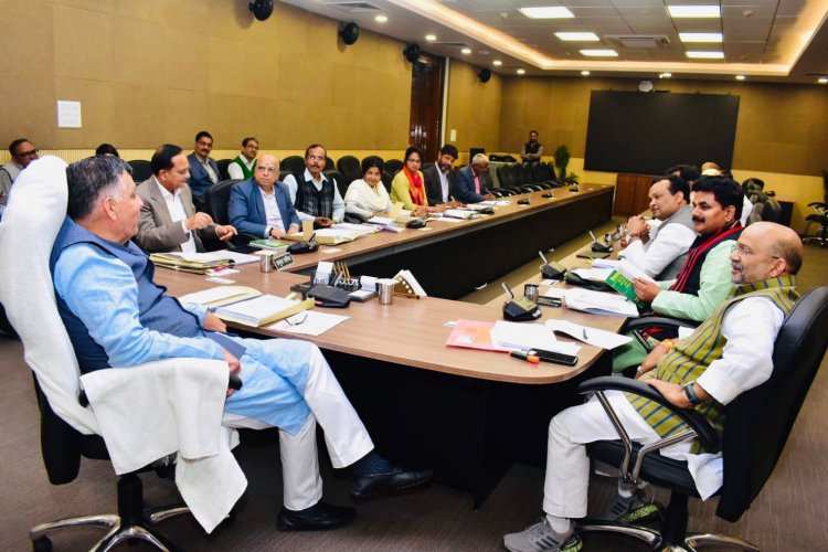 उत्तर प्रदेश विधानसभा के नियम समिति की लखनऊ में हुई बैठक...