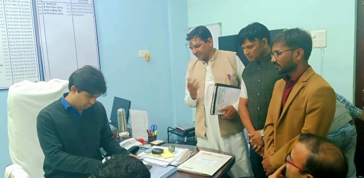 महानिदेशक विजय किरण आनंद ने शिक्षकों की समस्याओं के निराकरण का दिया आश्वासन 