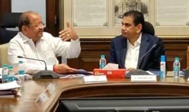 मालाड सहित उत्तर मुंबई की विभिन्न समस्याओं के निवारण के लिए सांसद गोपाल शेट्टी का यलगार