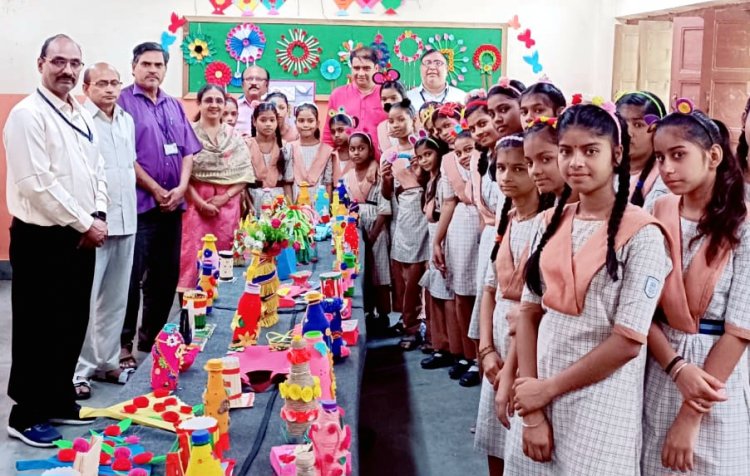 कस्तूरबा हिंदी शाळा में कार्यानुभव की शानदार प्रदर्शनी का आयोजन हुआ ....