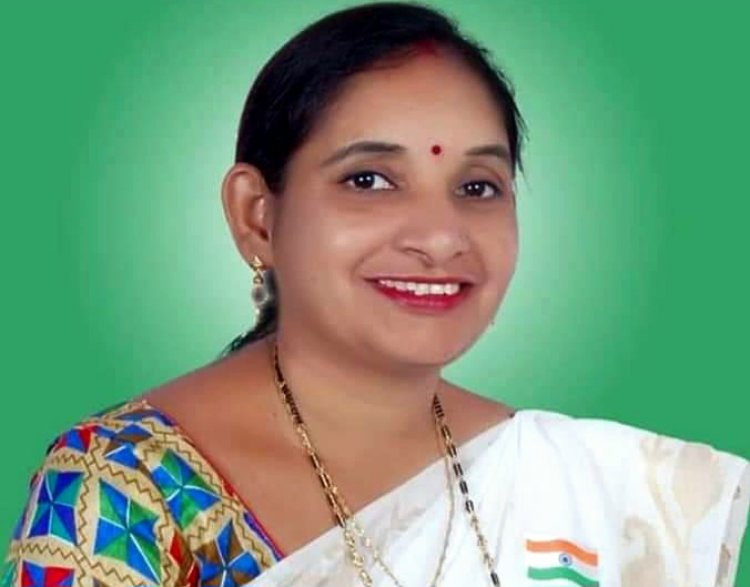 पूर्व नगरसेविका स्नेहा शैलेश पांडे ने की इनडोर स्पोर्ट्स कॉम्पलेक्स जल्द शुरू करने की मांग