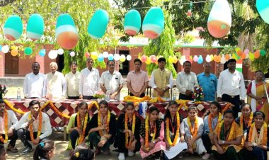 Jaunpur में श्री गणेश राम इंटर कॉलेज के टॉपर्स विद्यार्थियों को सम्मानित किया गया