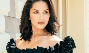 SUNNY LEONE  लैटेस्ट लुक्स से कांन्स में सेट किया फैशन गोल्स