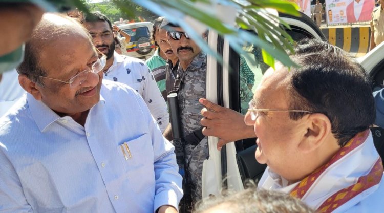 सांसद गोपाल शेट्टी ने मुंबई दौरे पर आए भाजपा के राष्ट्रीय अध्यक्ष जे. पी. नड्डा का किया भव्य सत्कार