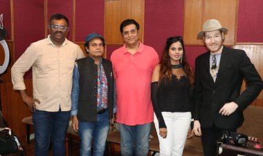 धारावाहिक "आध्यात्मिक भारत" के एक गीत की रिकार्डिंग संपन्न ...