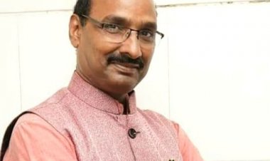  सुरेश मिश्र की कलम से विशेष "कजरी"