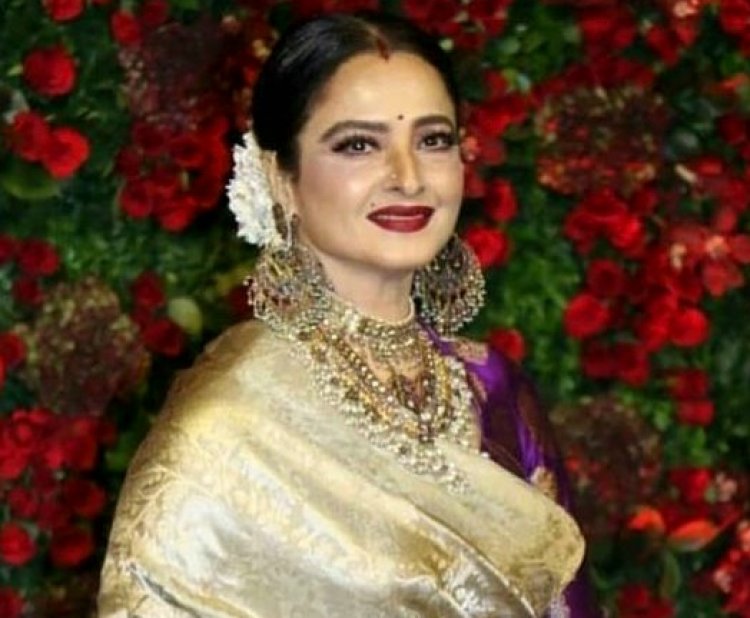 Star Plus के शो 'गुम हैं किसी के प्यार में' द्वारा दिग्गज अभिनेत्री रेखा एक बार फिर छोटे पर्दे पर करेंगी वापसी !