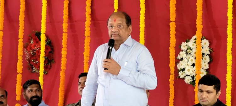 नारी शक्ति को स्वरोजगार उपलब्ध कराने के उद्देश्य से सांसद गोपाल शेट्टी ने किया घर घंटी, सिलाई मशीन, मसाला कूटने का यंत्र आदि का मुफ्त वितरण 