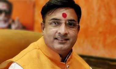 मीरा भाईंदर के नालों की पुनः सफाई कराने की भाजपा के प्रदेश प्रवक्ता शैलेश पांडे ने मनपा आयुक्त से की मांग