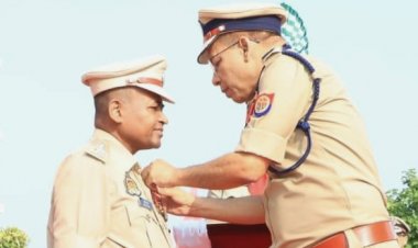 डीजीपी उत्कृष्ट सेवा सम्मान से सम्मानित हुए शशिकांत तिवारी