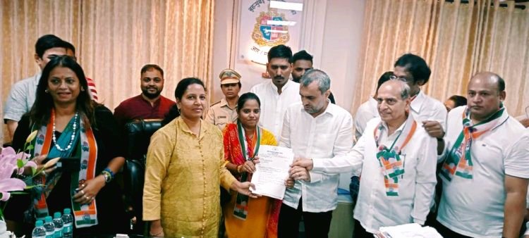 नागरिकों की विभिन्न सुविधाओं की मांग लेकर उत्तर मुंबई कांग्रेस ने 'आर सेंट्रल' वार्ड पर किया शांति पूर्वक प्रदर्शन !