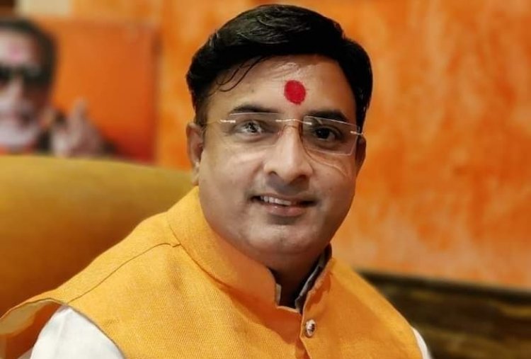 मीरा भाईंदर के नालों की पुनः सफाई कराने की भाजपा के प्रदेश प्रवक्ता शैलेश पांडे ने मनपा आयुक्त से की मांग