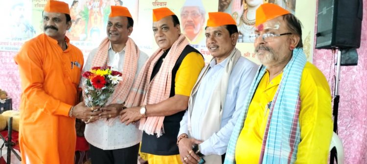 पुरुषोत्तम परिवार द्वारा बोरीवली में महारुद्राभिषेक का भव्य आयोजन ...