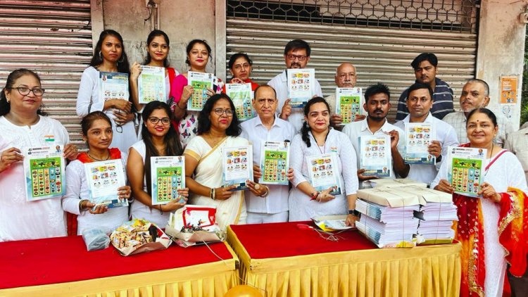 कांग्रेस नेता डॉ. नरेंद्र कुमार ने किया झंडा वंदन और नोटबुक वितरण कार्यक्रम का शानदार आयोजन