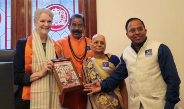 Australia  मेलबोर्न संसद में सम्मानित हुए श्री राम जानकी चैरिटेबल ट्रस्ट के समाजसेवी शंभूनाथ मिश्र