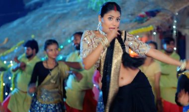 सड़िया बजरिया से ला दी : नेहा राज के गाने में दिखा माही श्रीवास्तव का हॉट लुक !