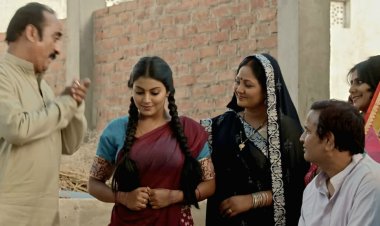 निर्माता रत्नाकर कुमार और निर्देशक अवधेश मिश्रा की खूबसूरत भोजपुरी फिल्म 'एक परिंदा' का ट्रेलर हुआ लांच