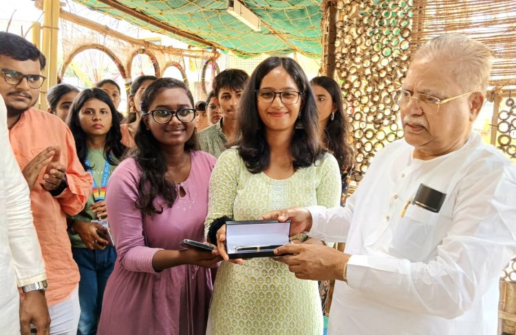 श्रीमती के.एल. तिवारी कॉलेज ऑफ़ आर्किटेक्चर के छात्रों ने टोटल वेस्ट मटेरियल से बनाया घर !