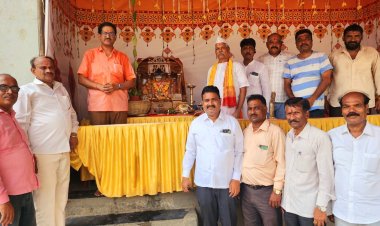 युवा संघ मित्र मंडल ने चांदीवली में घट स्थापना कर नवरात्र महोत्सव की भव्य शुरुवात की