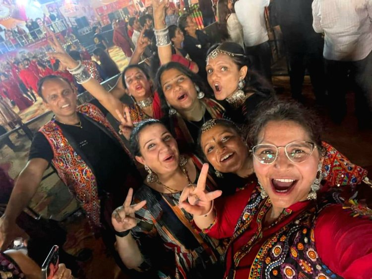 BREAKING NEWS शनिवार से रात 12 बजे तक खेलिए गरबा : सांसद गोपाल शेट्टी और अन्य भाजपा नेताओं  के प्रयास से राज्य सरकार से मिली इजाजत !