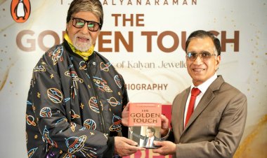 Bollywood megastar and Kalyan Jewellers’ brand ambassador Amitabh Bachchan unveils Mr. T S Kalyanaraman’s autobiography ‘The Golden Touch’