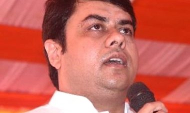 जेसल पार्क चौपाटी पर बनने वाले जल वाहतुक टर्मिनल को स्थानांतरित कर अन्यत्र बनाने की एड. रवि व्यास ने की मांग